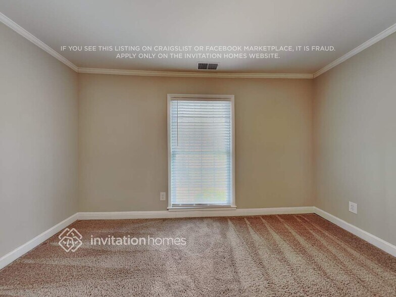 Building Photo - 214 Armstrong Dr