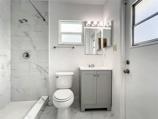 Building Photo - 7308 Wethersfield Dr