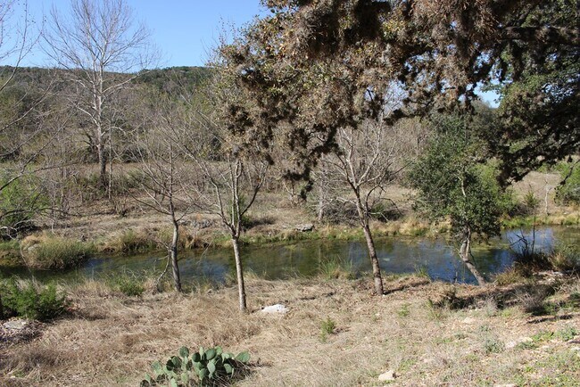 Building Photo - 701 Bushwhack Rd