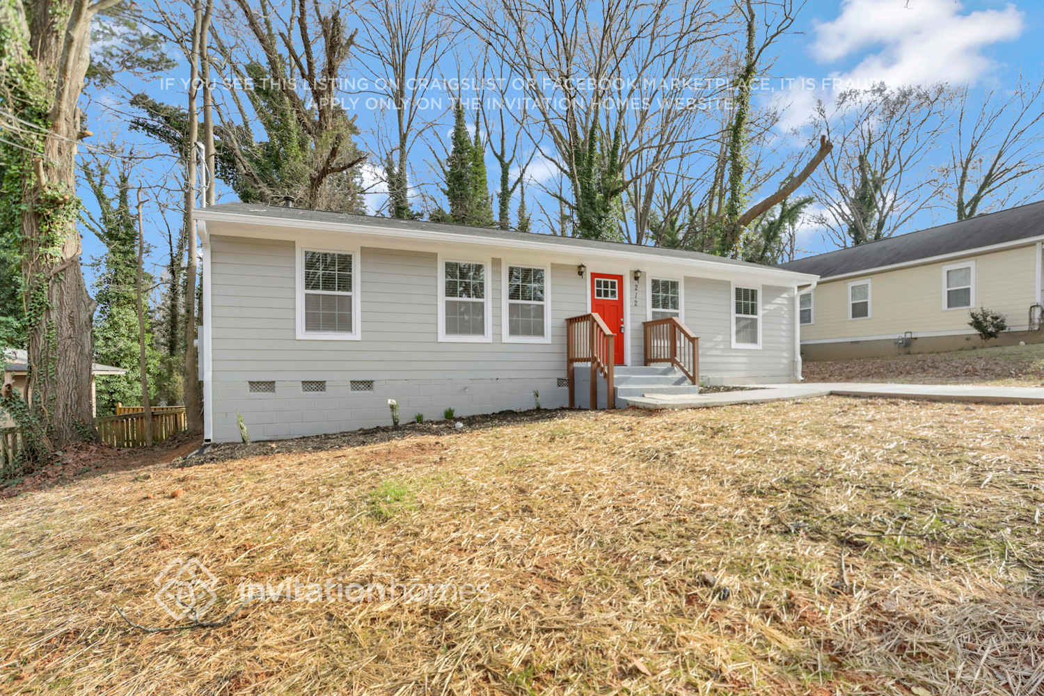 Building Photo - 212 Glenrose Cir SW