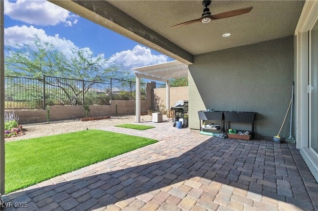 Building Photo - 12489 Dolan Point St