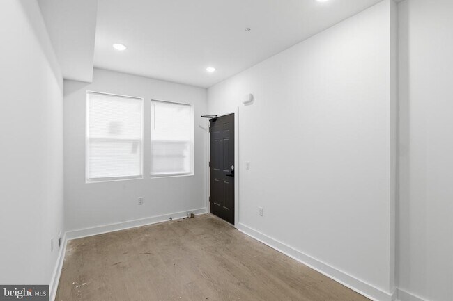 Building Photo - 2116 N 7th St