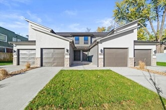 Building Photo - 4614 Forest Ave