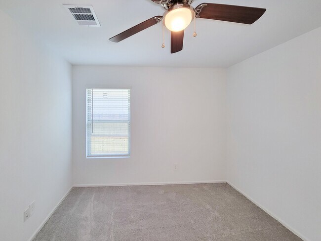 Building Photo - 314 Hbr Bnd Ct