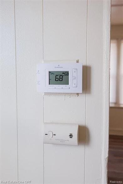 Building Photo - 8242 Maxwell Ave