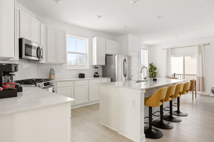 Building Photo - 17701 Remy Rd