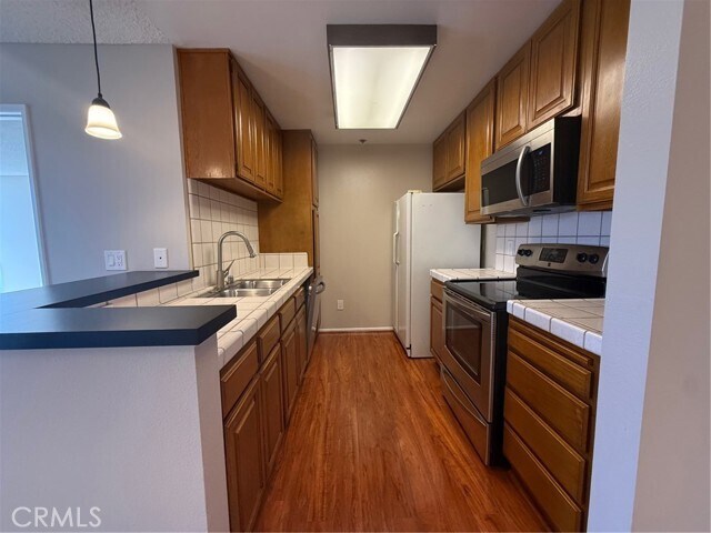 Building Photo - 222 S Central Ave