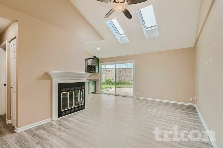 Building Photo - 3261 Bremerton Ln