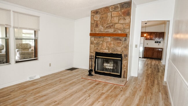 Building Photo - 7 Breakwater Dr