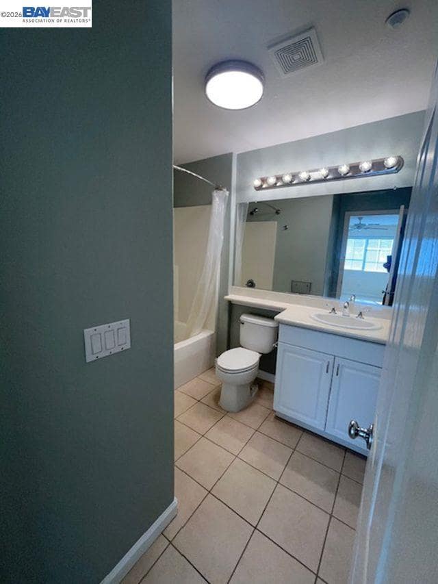 Building Photo - 15 Meritage Common