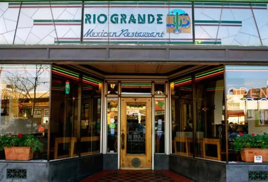 Best restaurants and patios! - 2929 Ross Dr S74
