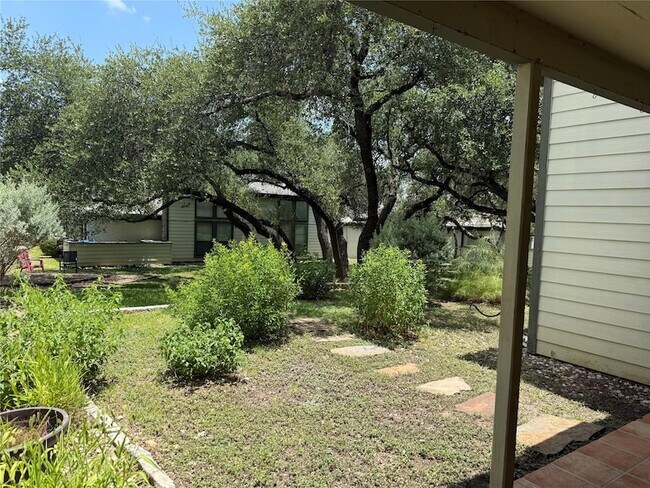Building Photo - 17 Casa Verde St