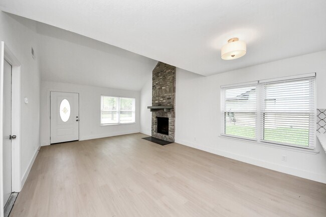 Building Photo - 3614 Almington Ln