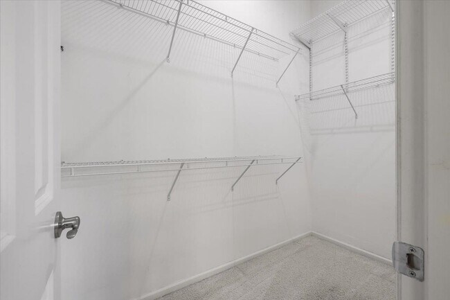 Building Photo - 1799 Cassatt Dr