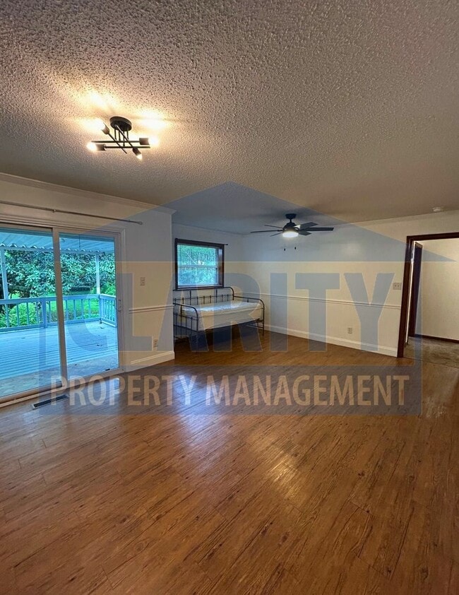 Building Photo - Charming Ranch-Style Home in the Heart of ...