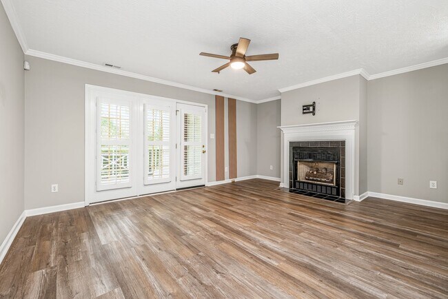 Building Photo - 342 Bubble Creek Ct