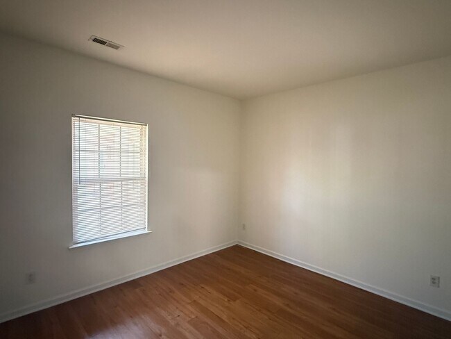 Building Photo - 7033 Somerset Springs Dr