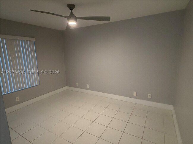 Building Photo - 1646 SW 148th Terrace