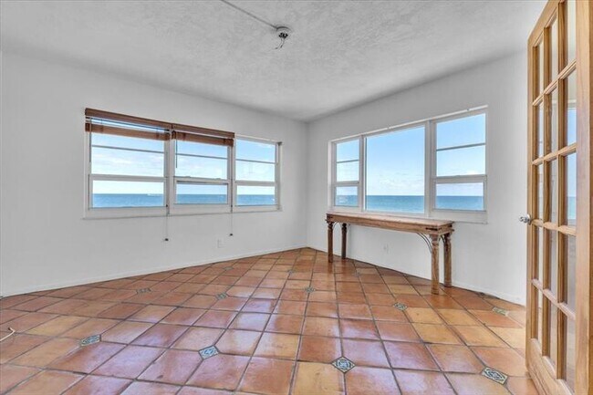 Building Photo - 6000 N Ocean Blvd