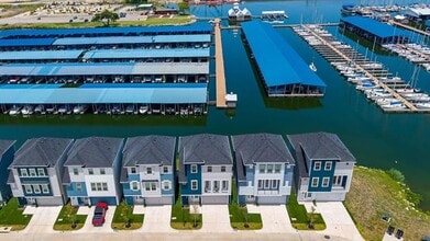 Building Photo - 9303 Easy St