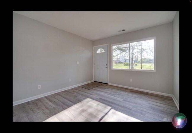 Building Photo - 3553 Geis Dr