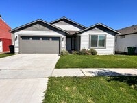 Building Photo - Stunning 3 Bed 2 Bath Rancher in Spokane V...