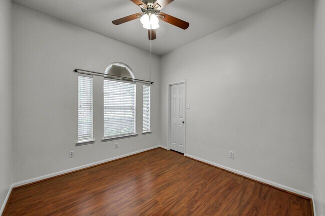 Building Photo - 21331 Timber Pines Dr