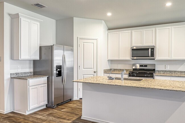 Building Photo - 30846 Brightwell Bnd