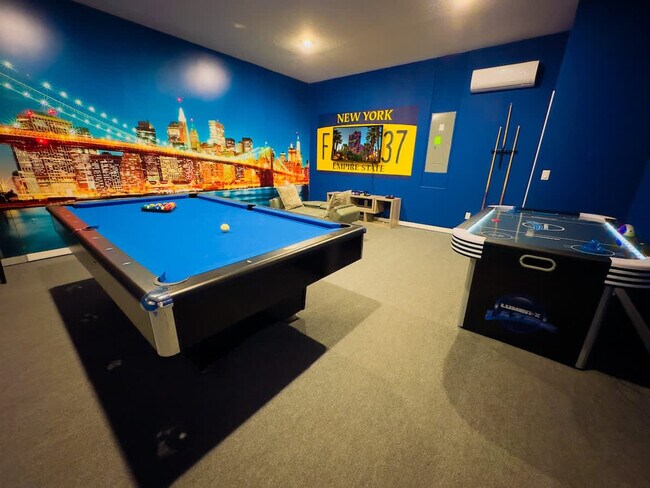 Building Photo - 2463 Tangier Dr