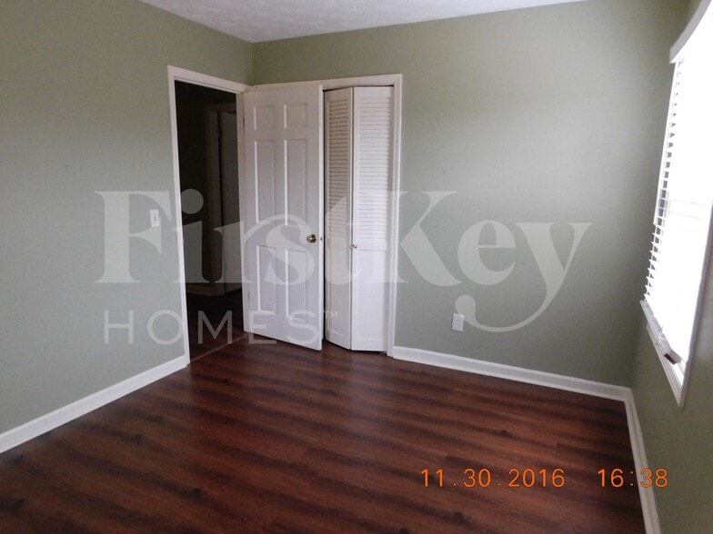 Building Photo - 2642 Shady Valley Rd