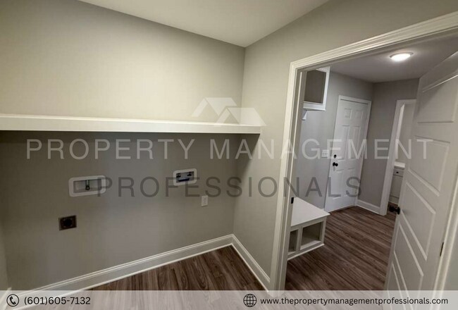 Building Photo - BRAND NEW!!! FABULOUS HOME!!!