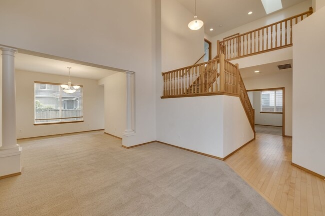 Building Photo - For Rent | Stunning 4-Bedroom Home in Brookside Estates