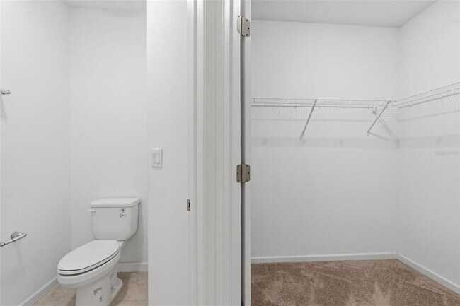 Building Photo - 836 Cambridge Dr