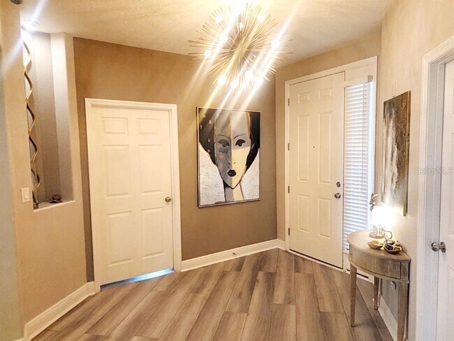 Primary Photo - 7194 Key Haven Rd