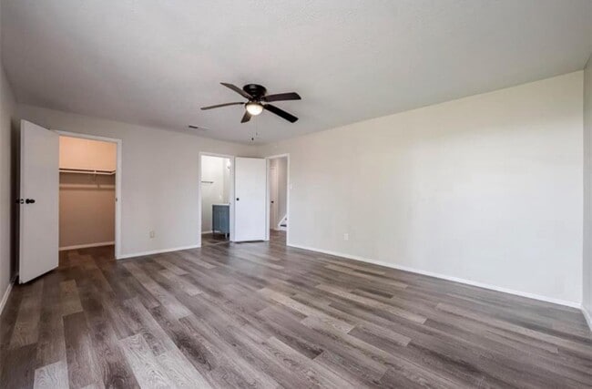 Building Photo - 5831 Caldicote St