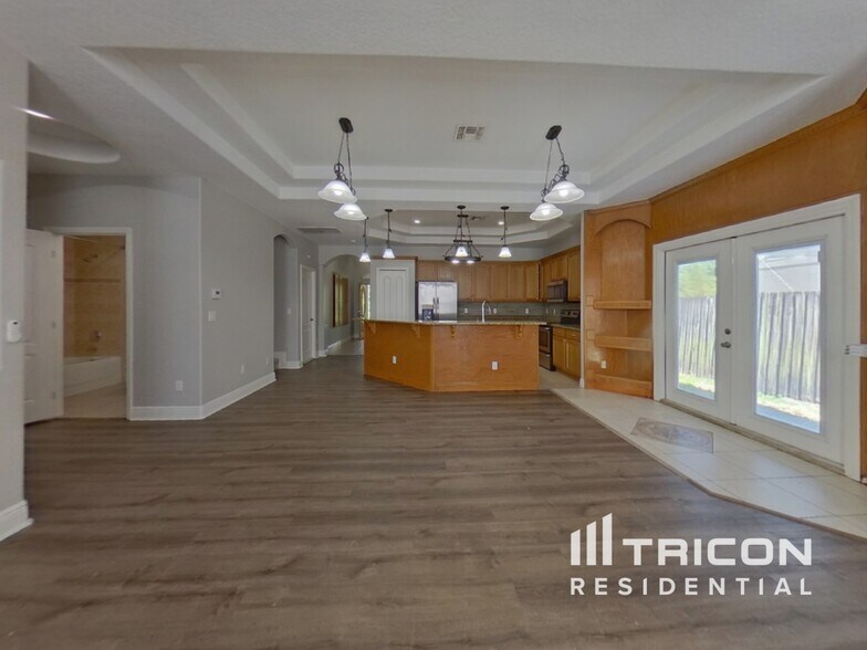 Building Photo - 606 Marigold Rd