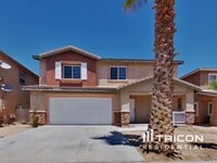 Building Photo - 13052 Cerritos Ct
