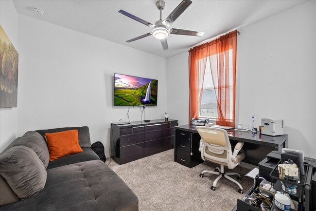 Building Photo - 12195 Stirrup Dr