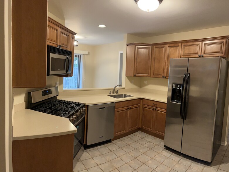 Building Photo - 128 Mohawk Trl