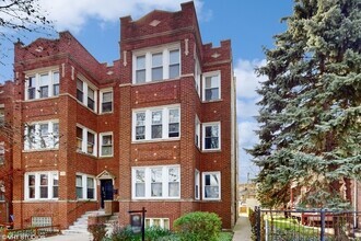 Building Photo - 3352 N Monticello Ave