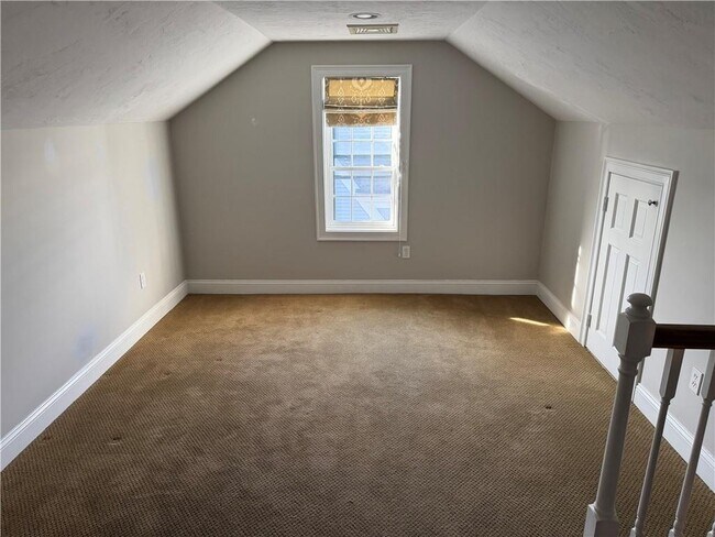 Building Photo - 31 Bradford St