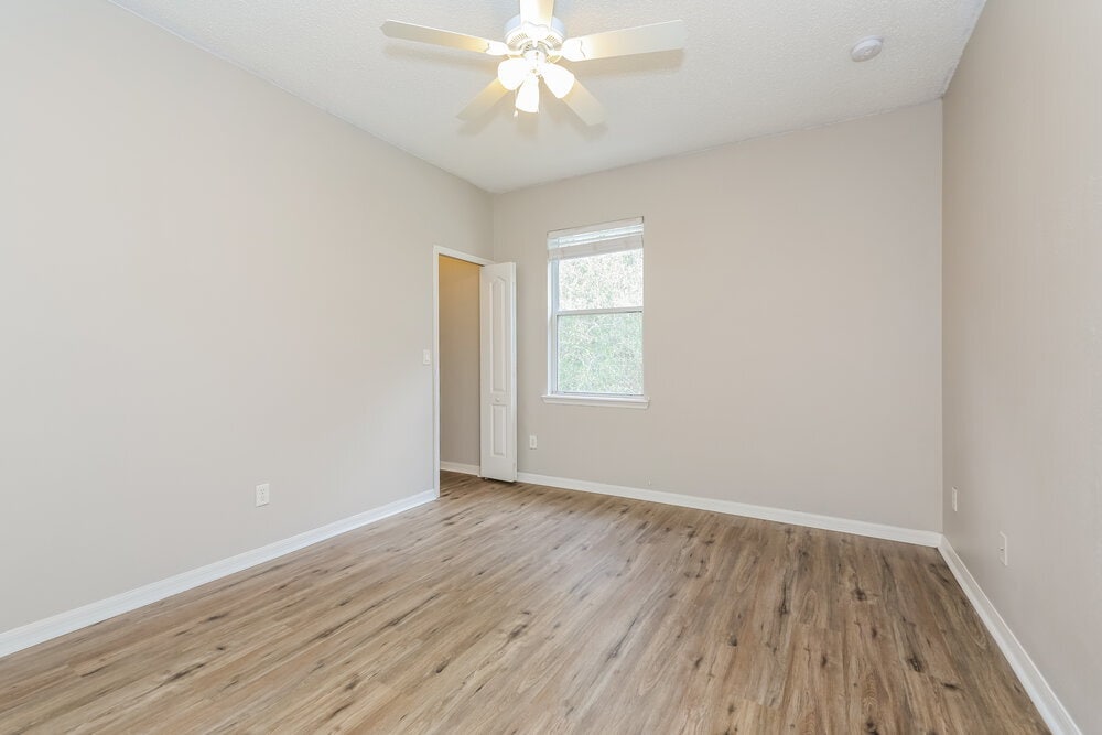 Building Photo - 2411 Watermill Dr