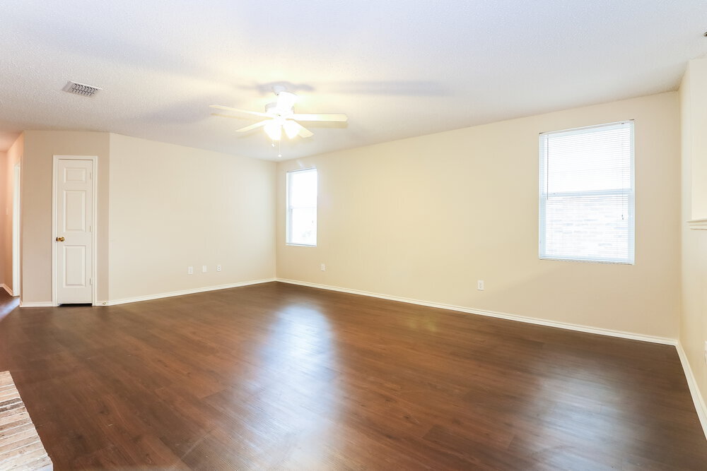 Building Photo - 3520 Clydesdale Dr