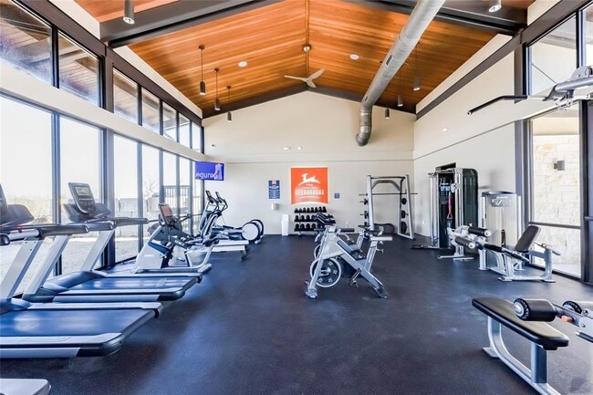 Building Photo - 2824 Stone Branch Dr