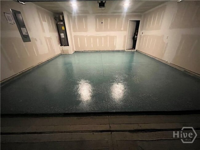 Building Photo - 123 Skylar Rd