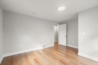 Building Photo - 98 Uncatena Ave