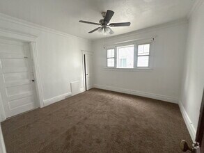 Building Photo - Spacious 1-Bedroom Apartment – $1,050/Month