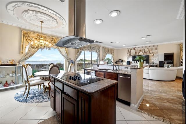 Building Photo - 5218 Lake Terrace Ct