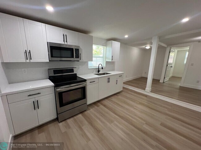 Primary Photo - 10540 NW 28th Ave