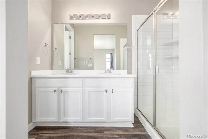 Building Photo - 23614 E 5th Pl